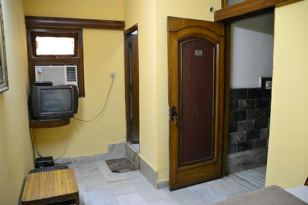 Yes Please Guest House New Delhi Room photo