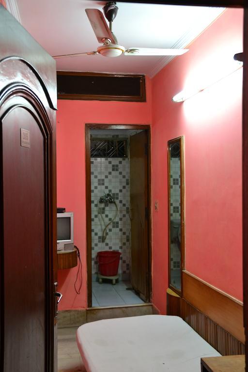 Yes Please Guest House New Delhi Room photo